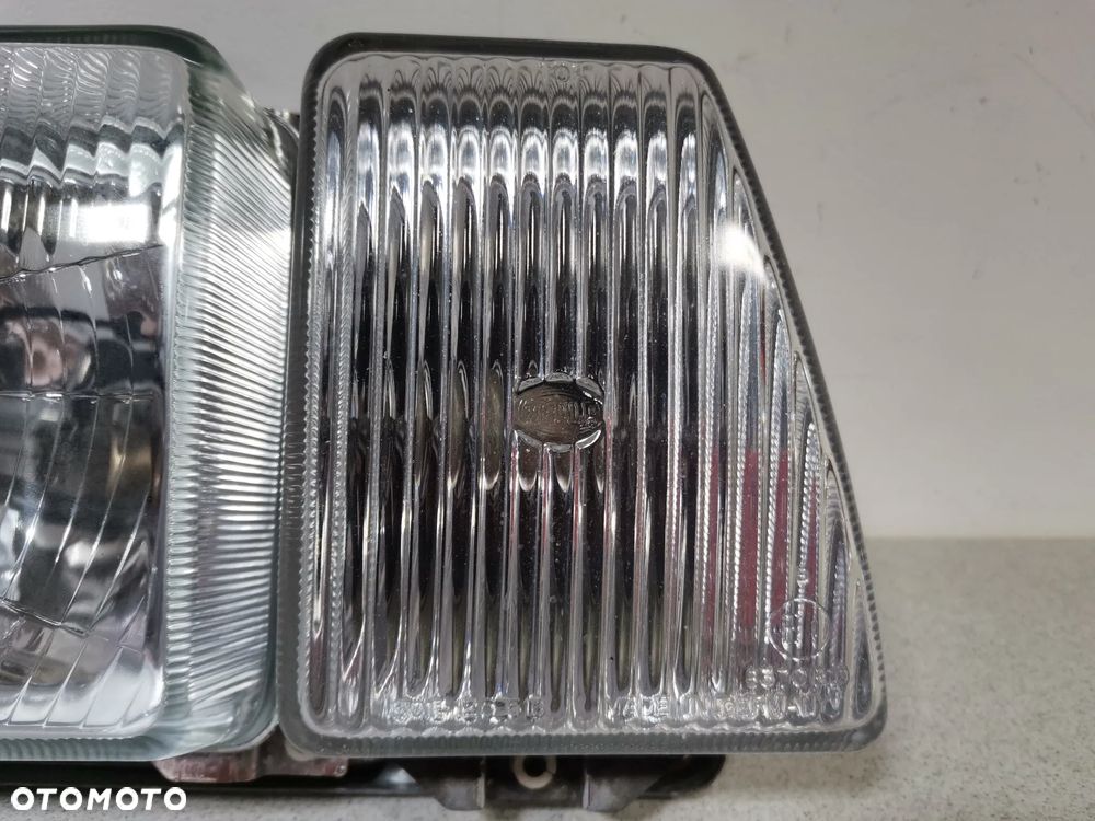 Lampa Reflektor Prawy VOLKSWAGEN PASSAT B2 80-88 HELLA Oryginał - 3