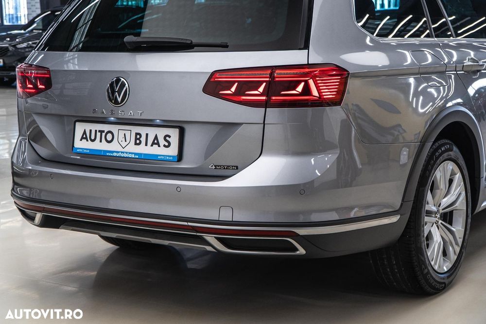 Volkswagen Passat Alltrack 2.0 TDI SCR DSG 4Motion - 14