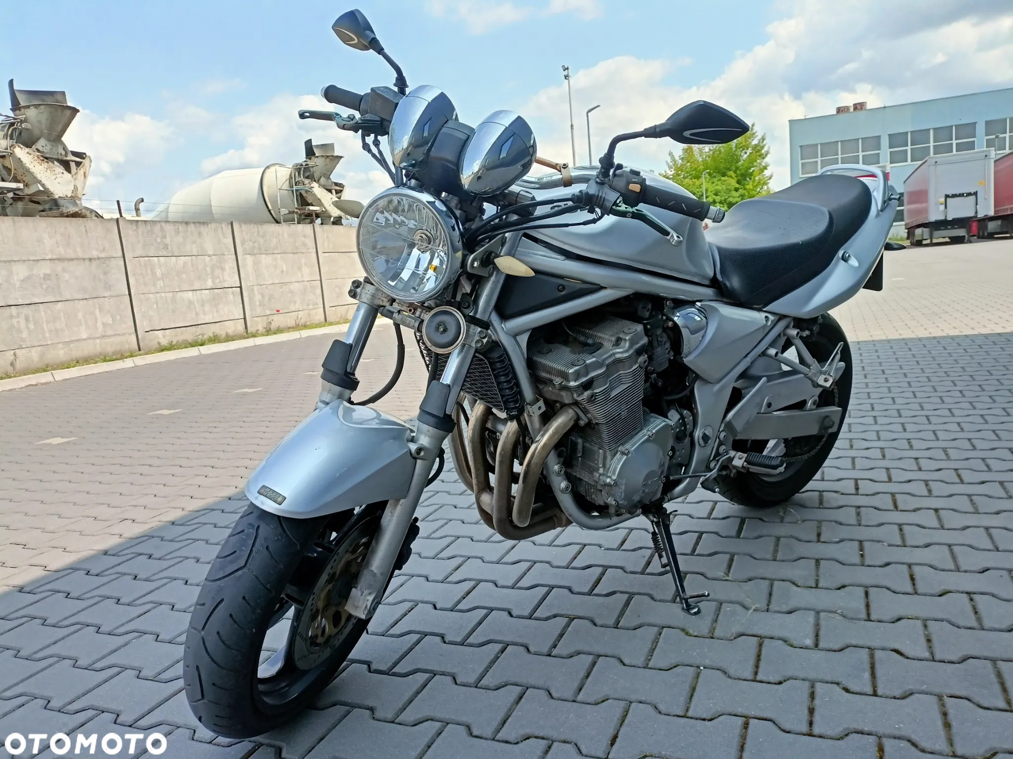 Suzuki Bandit - 12