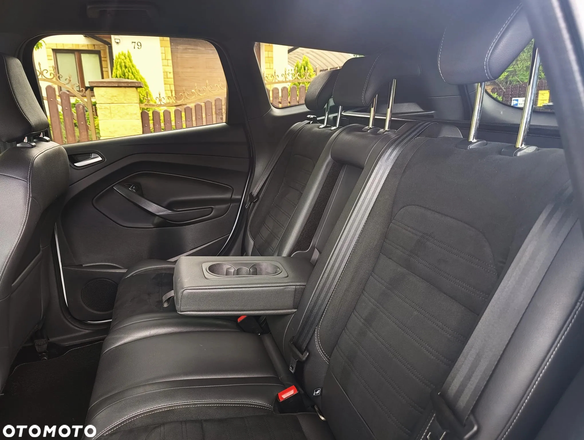 Ford Kuga 2.0 TDCi 2x4 Titanium - 7