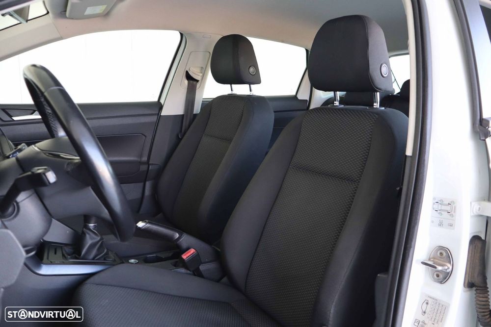 VW Polo 1.0 Trendline - 26