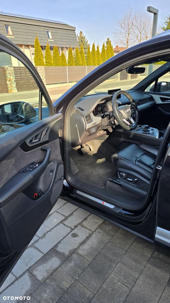 Audi Q7 - 11