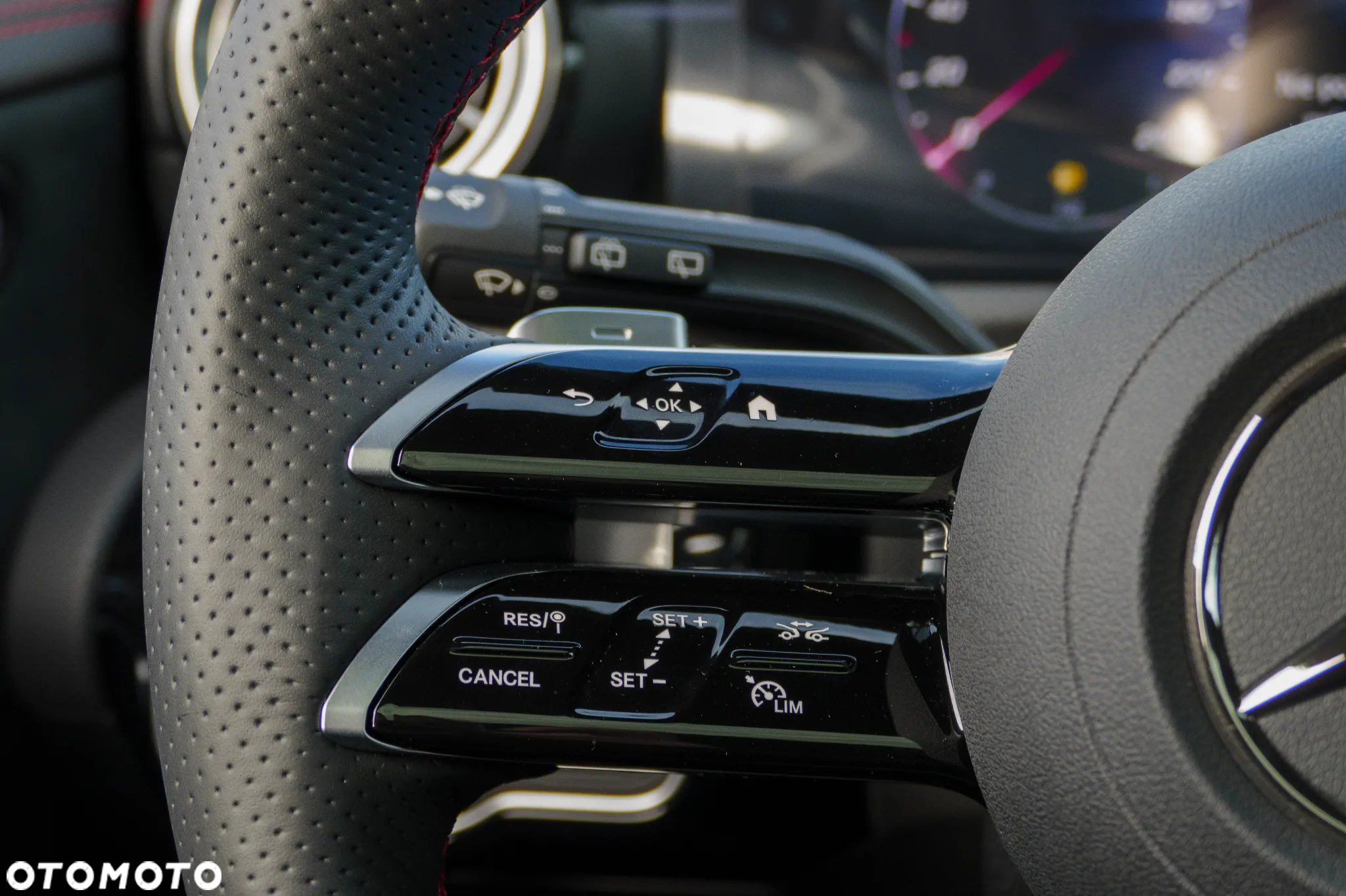 Mercedes-Benz CLA 200 AMG Line 7G-DCT - 16