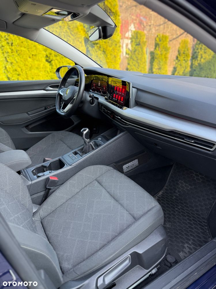 Volkswagen Golf - 6