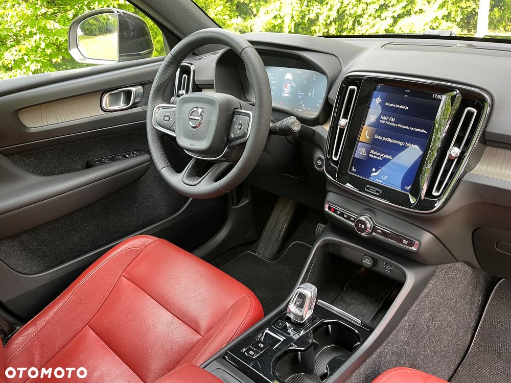 Volvo XC 40 D4 AWD Geartronic Inscription - 22