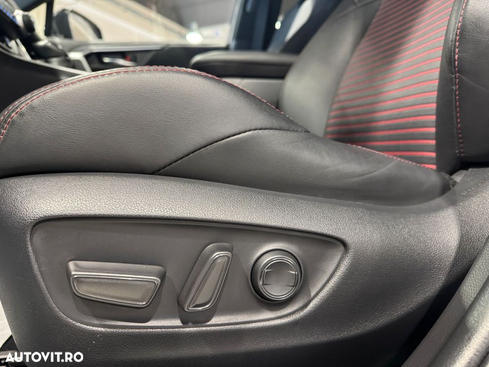 Toyota RAV4 2.5 PHEV VVT-iE 4x4 Style Bi-Tone - 23