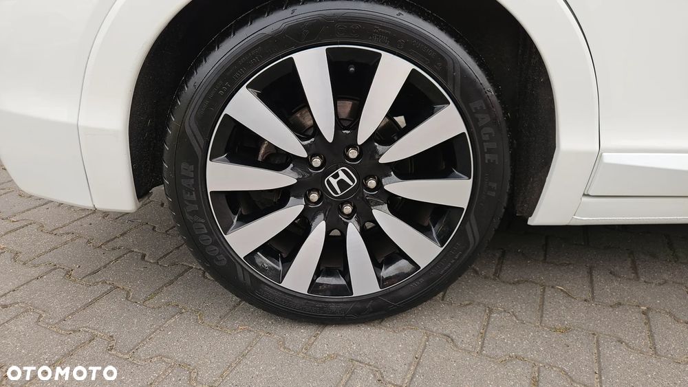 Honda Civic 1.4 i-VTEC Elegance - 14