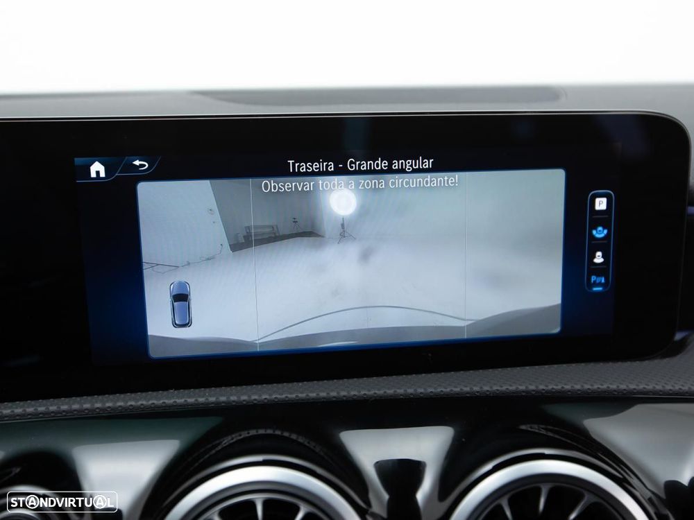 Mercedes-Benz A 200 7G-DCT AMG Line — fotografia 33