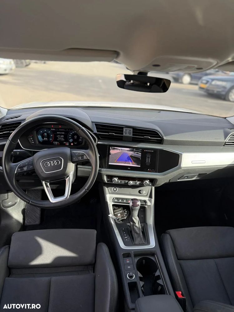 Audi Q3 2.0 35 TDI S tronic quattro Advanced - 4