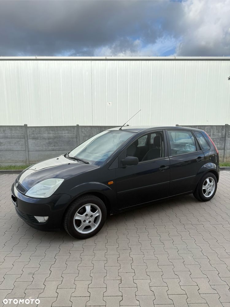 Ford Fiesta 1.4 Ghia - 2