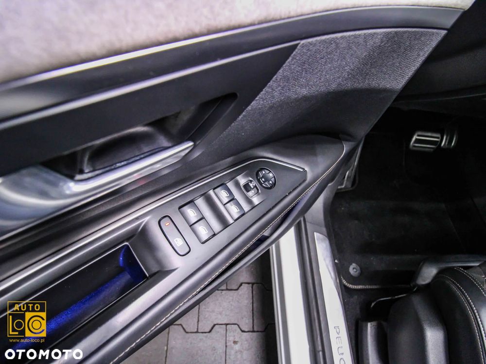 Peugeot 3008 2.0 BlueHDi GT S&S EAT8 - 32