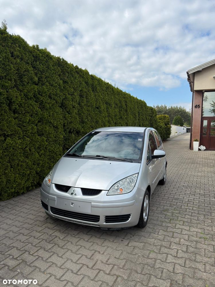 Mitsubishi Colt 1.1 Inform - 1