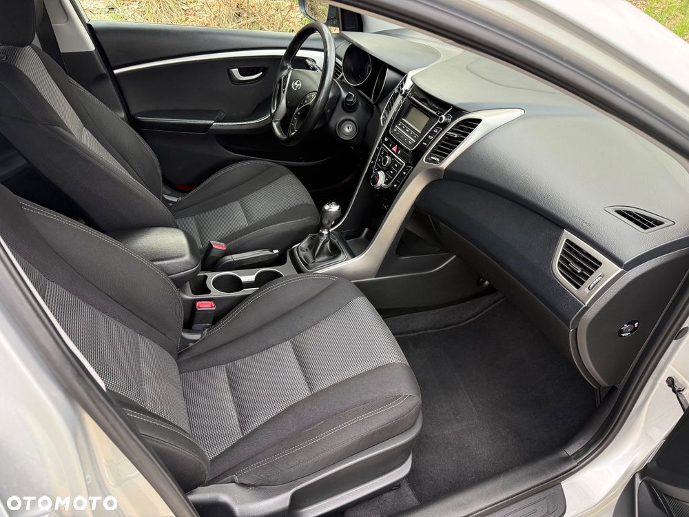 Hyundai i30 i30cw 1.6 CRDi Trend - 8