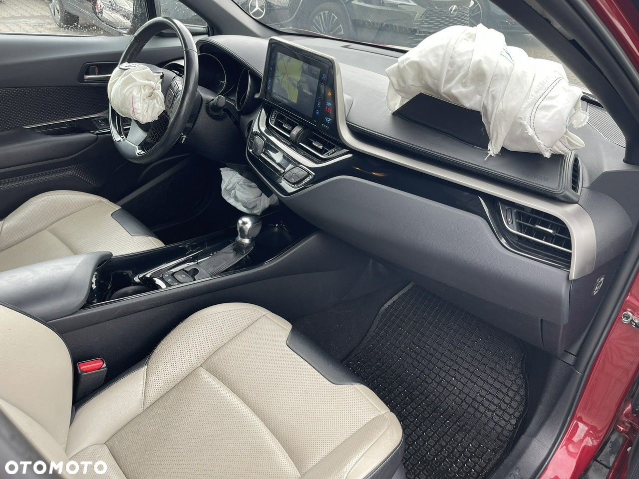 Toyota C-HR 1.8 Hybrid GPF Selection - 9