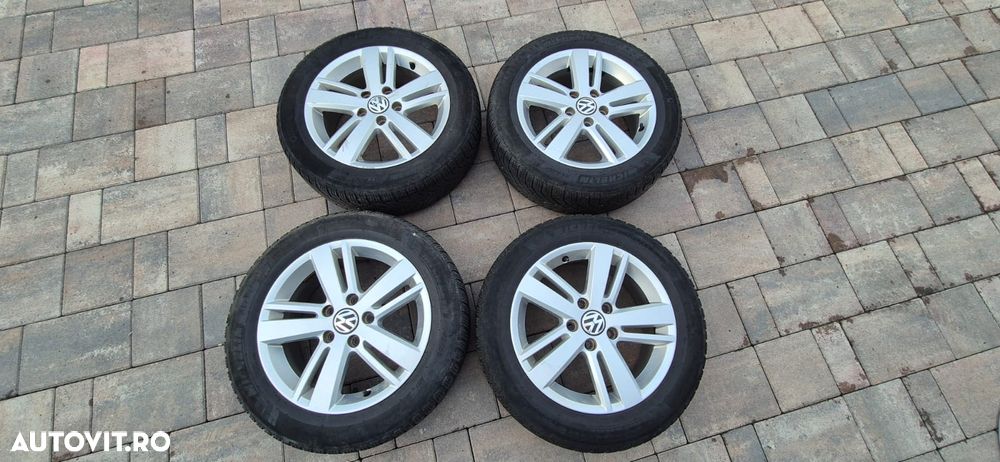 Volkswagen Touran 2.0 TDI DPF DSG MATCH - 20