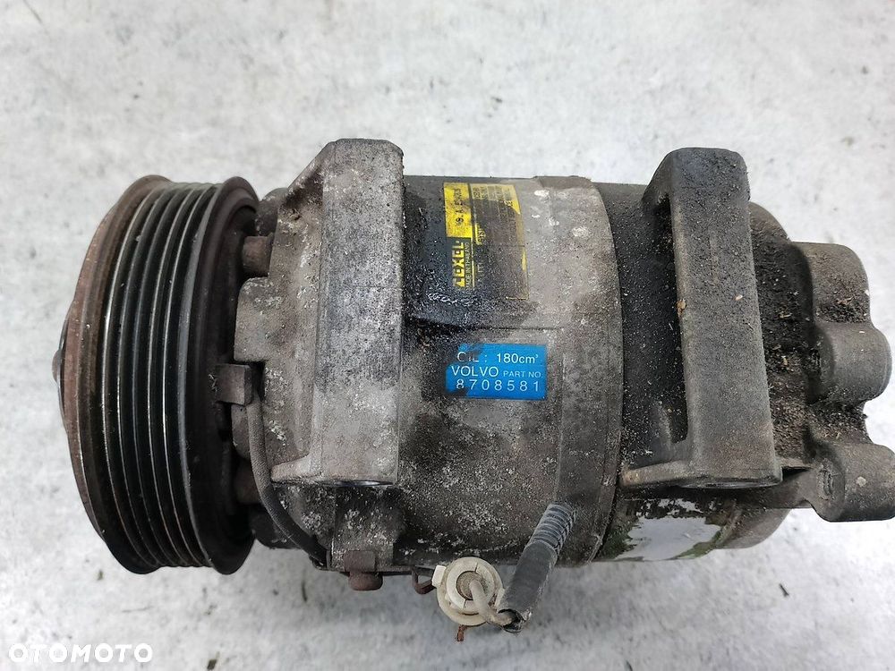 POMPA, SPRĘŻARKA KLIMATYZACJI VOLVO XC90 ( 02-14 ) 8708581 2.9 T6 24V - 7