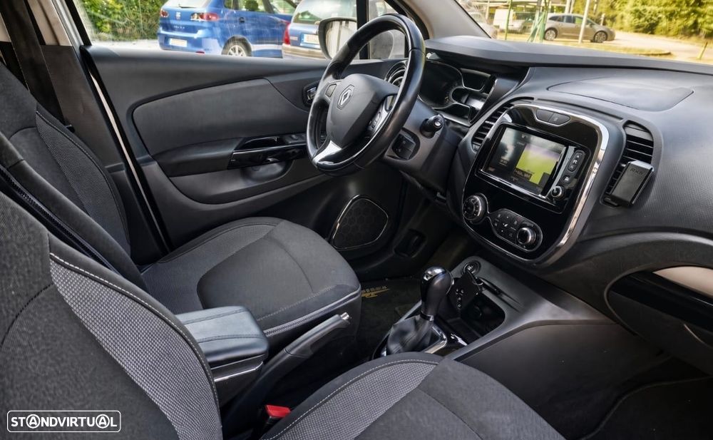 Renault Captur - 12