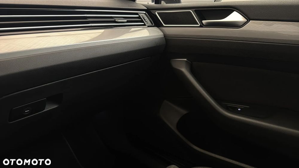 Volkswagen Passat 1.5 TSI EVO Business DSG - 14