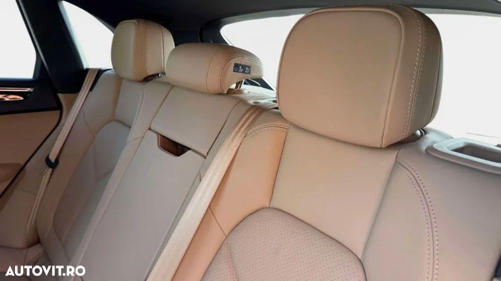 Porsche Macan T PDK - 17