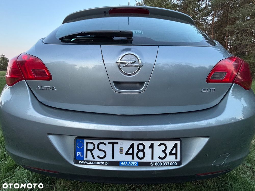 Opel Astra 1.7 CDTI - 10