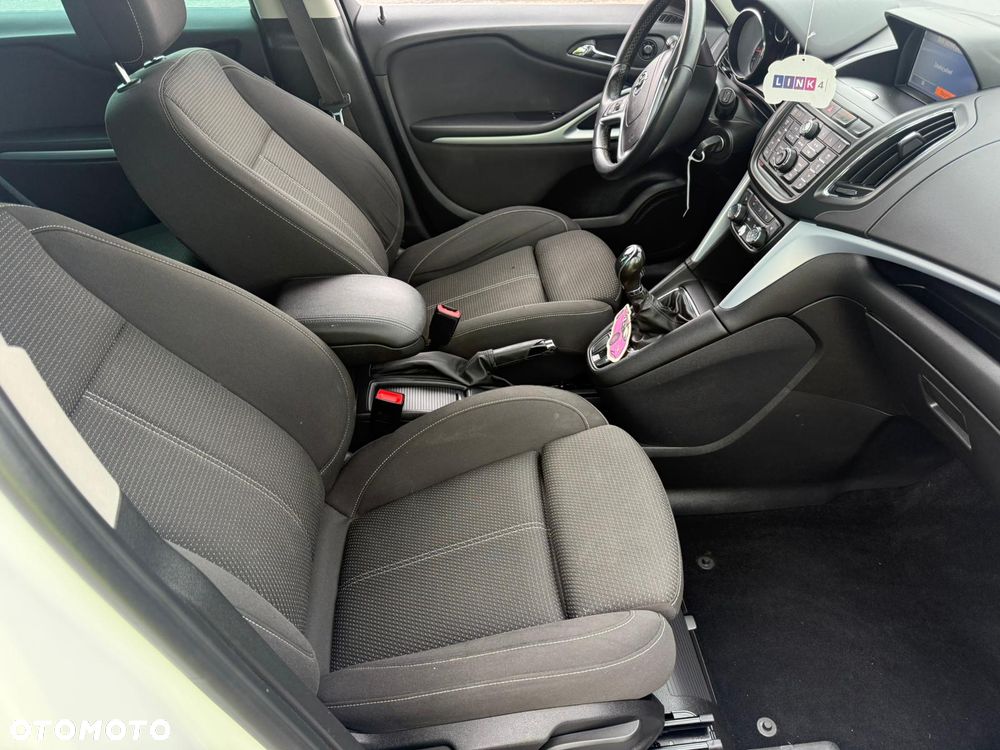 Opel Zafira - 6
