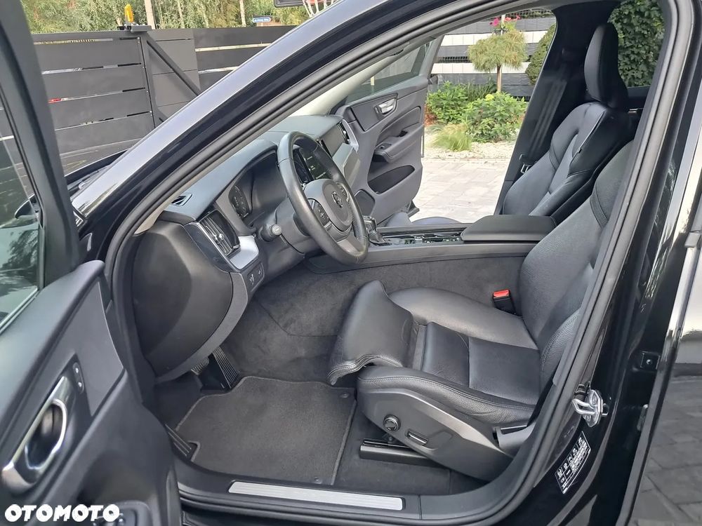 Volvo XC 60 D4 Geartronic Momentum Pro - 14
