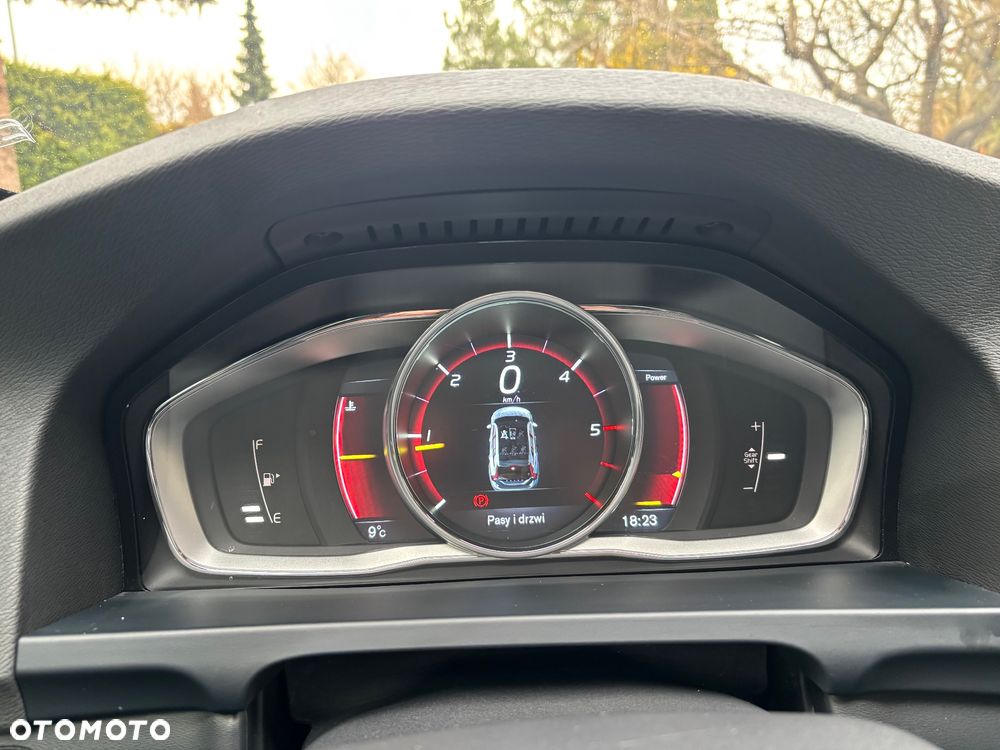 Volvo V60 D4 Drive-E R-Design Summum - 21