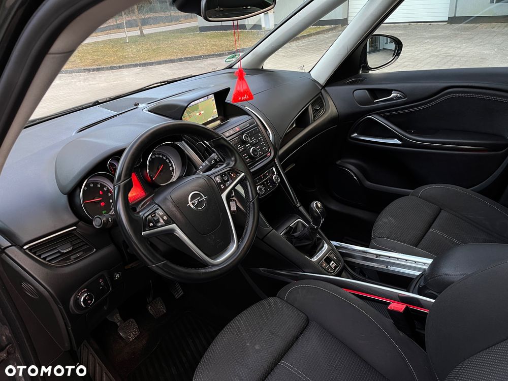 Opel Zafira 1.4 T Cosmo EcoFLEX S&S - 9
