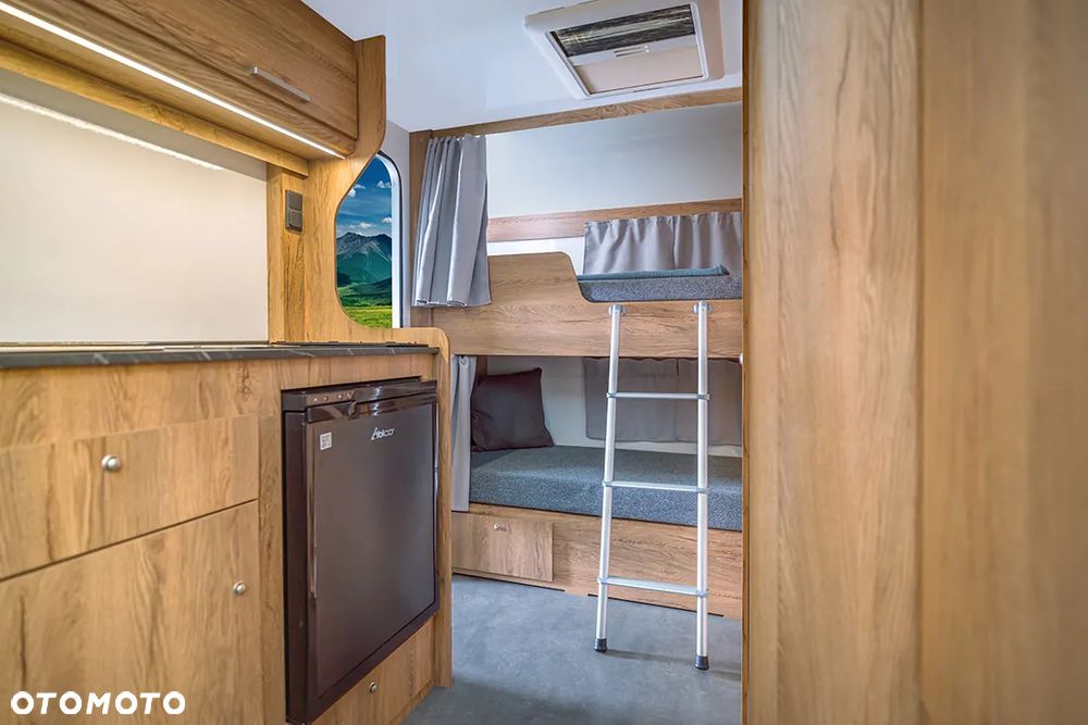 Niewiadów LAZUR przyczepa kempingowa NIEWIADÓWKA dla 4 osób z łazienką i WC 1000kg - 11