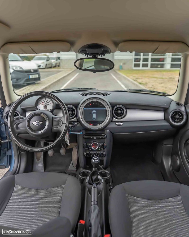 MINI Clubman One - 11