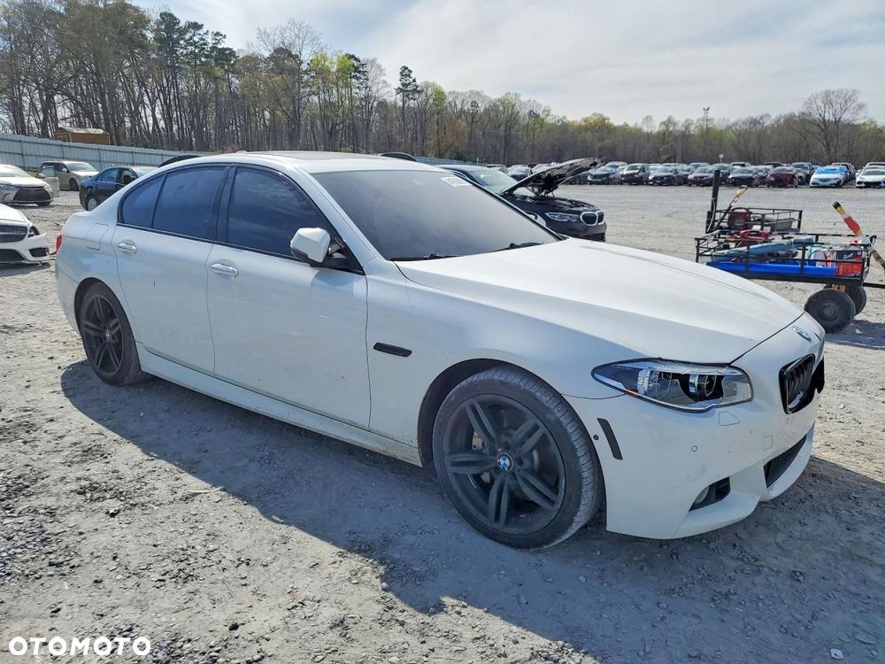 BMW Seria 5 535i xDrive Luxury Line - 3