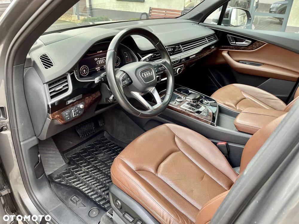 Audi Q7 - 26