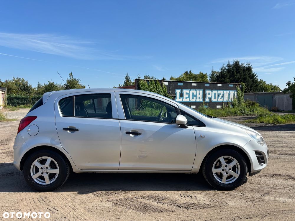 Opel Corsa 1.0 12V Essentia - 7