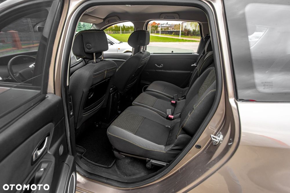 Renault Grand Scenic TCe 130 Luxe - 32