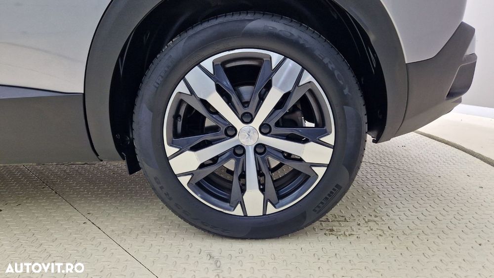 Peugeot 3008 1.5 BlueHDI 130 EAT8 Active Pack - 19