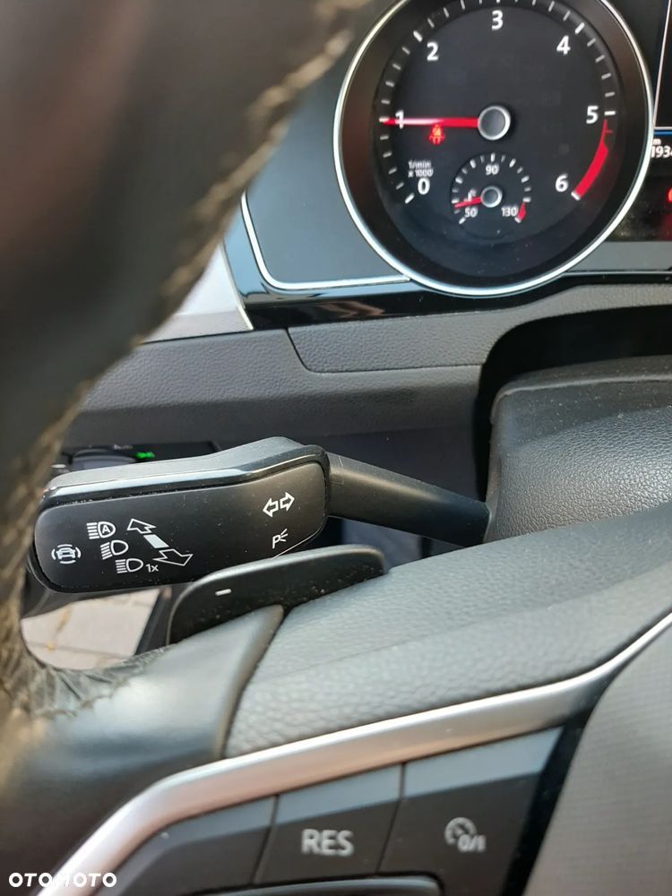 Volkswagen Passat 2.0 TDI EVO Business DSG - 8