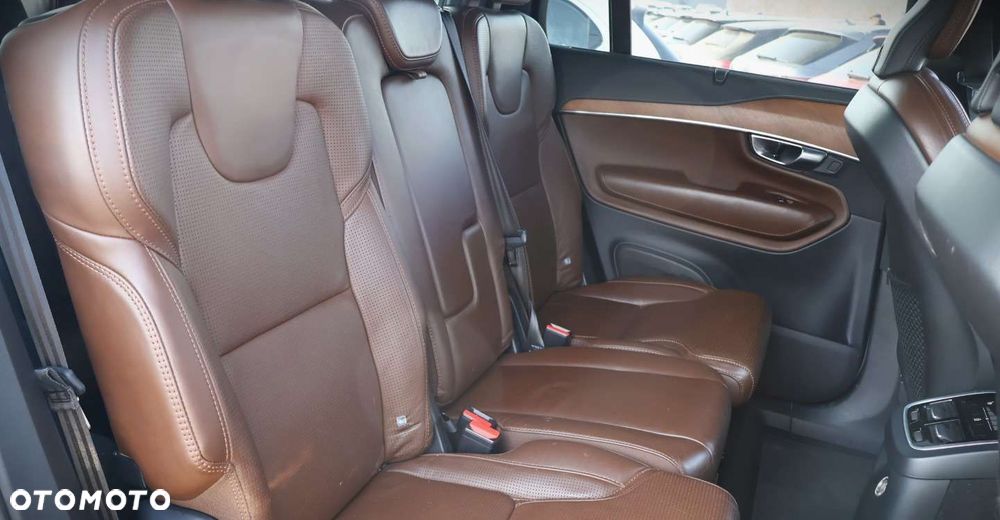 Volvo XC 90 - 20