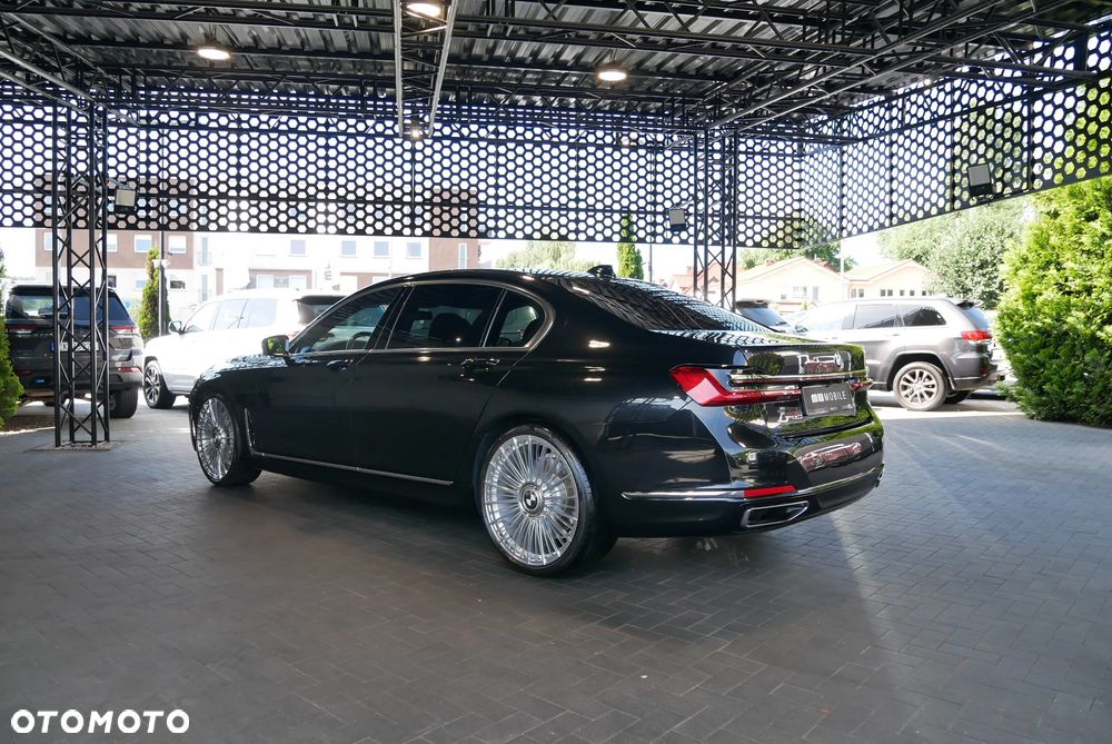 BMW Seria 7 750Li xDrive - 4