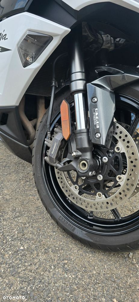 Kawasaki Ninja 1000 SX - 16