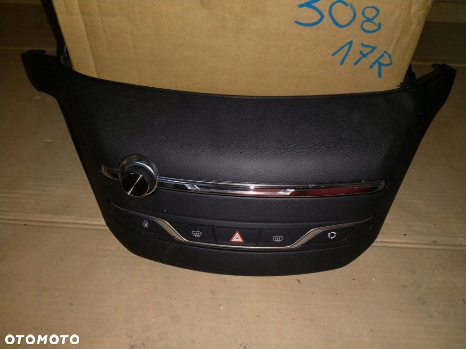 WYŚWIETLACZ NAWIGACJA PANel komplet peugeot 308 t9 - 2