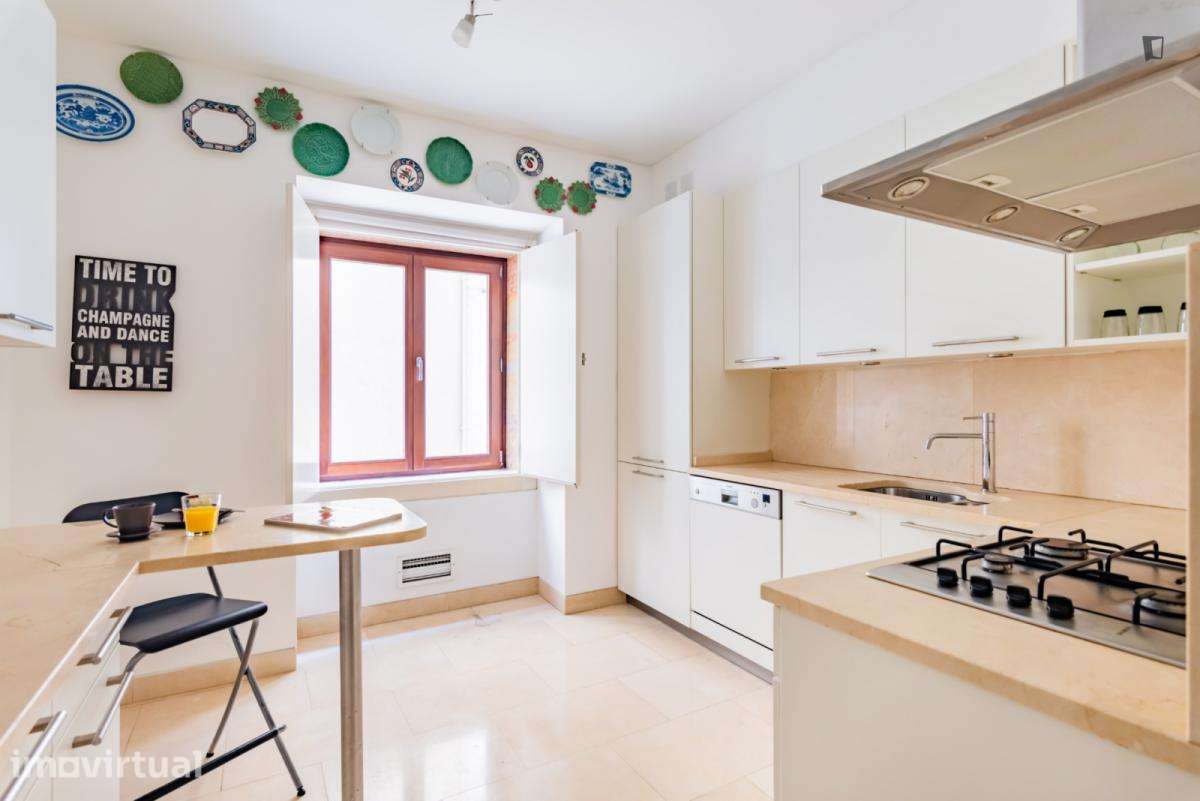 Apartamento com 2 quartos - localizado em Chiado Lisbon - Grande imagem: 2/33
