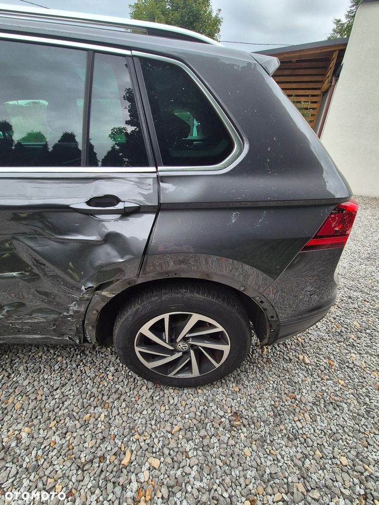 Volkswagen Tiguan - 11