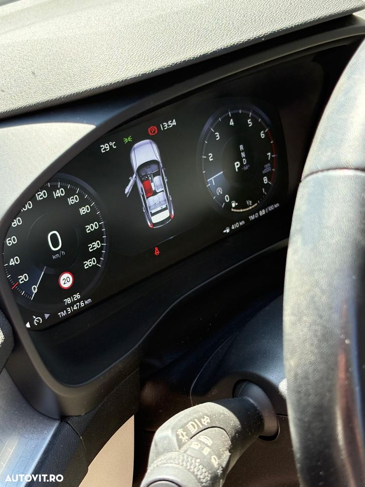 Volvo XC 40 T3 AT8 Momentum Pro - 14