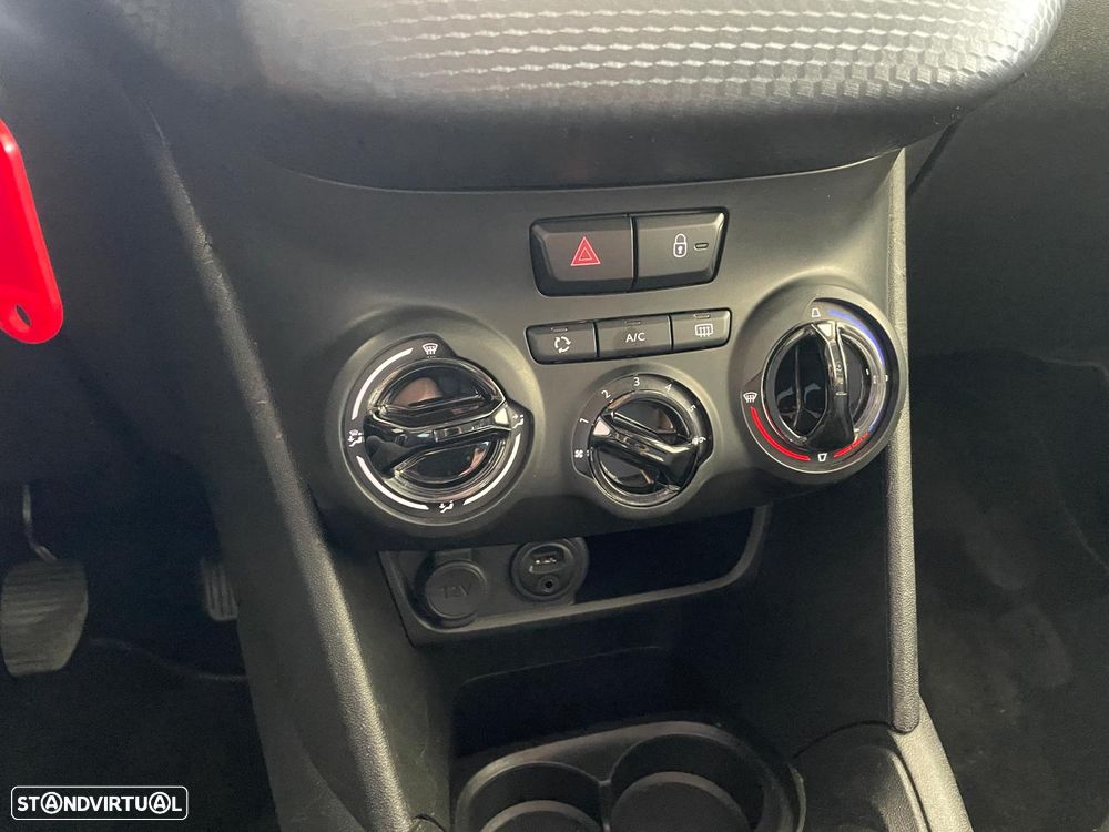 Peugeot 208 1.2 PureTech Style - 13