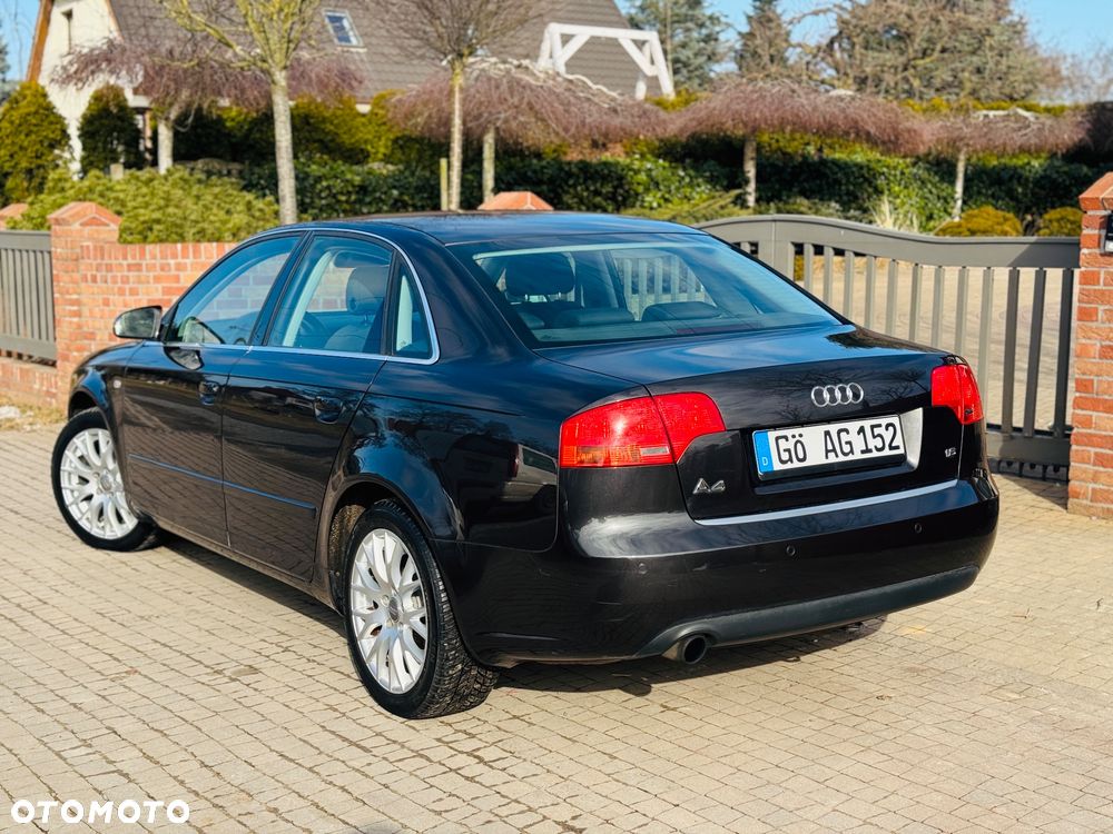 Audi A4 Limousine - 7