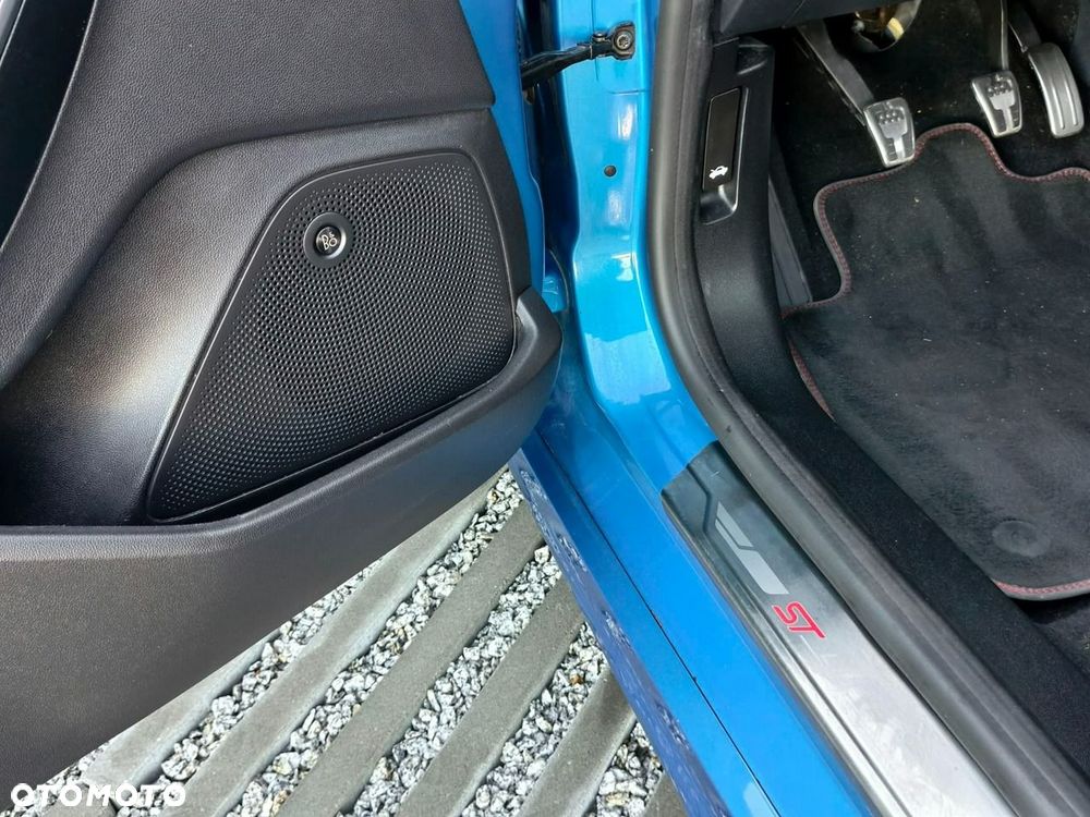 Ford Fiesta - 16