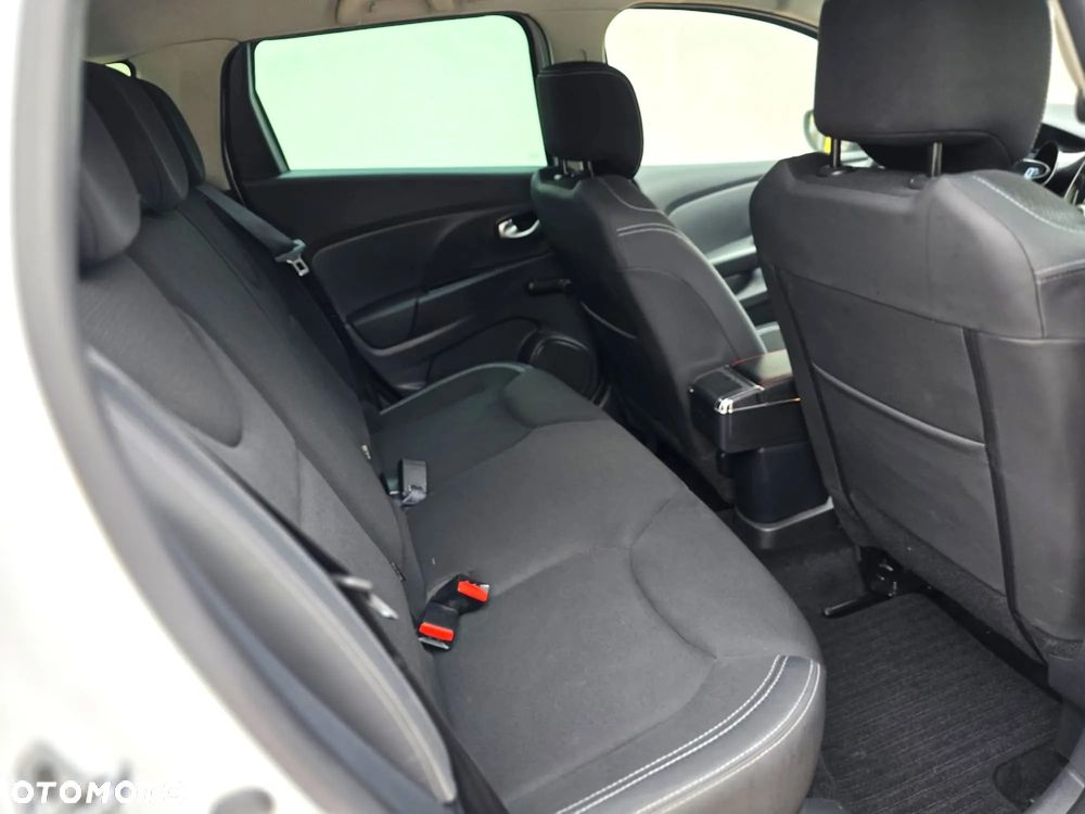 Renault Clio - 14