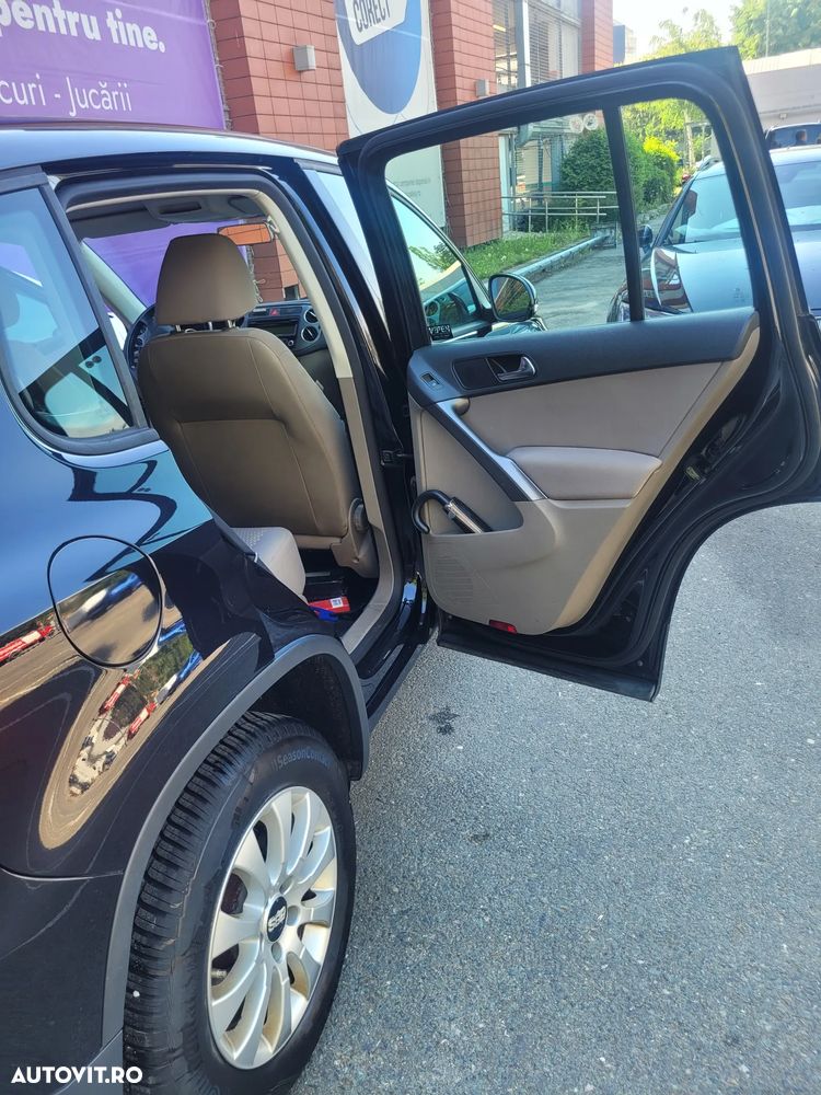 Volkswagen Tiguan - 8