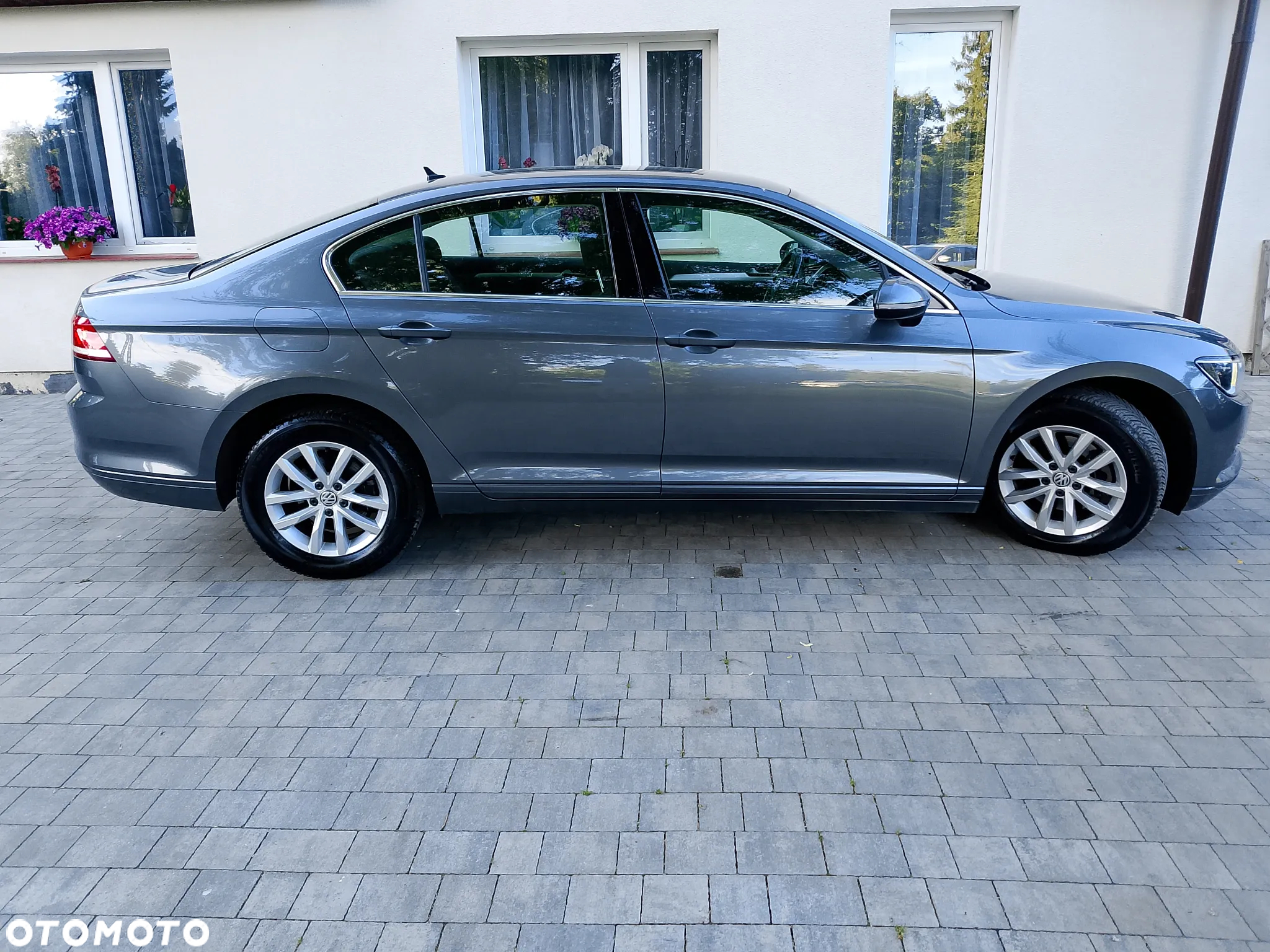 Volkswagen Passat 2.0 TDI BMT Comfortline DSG - 13