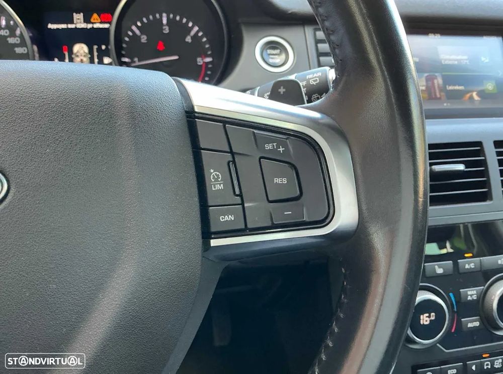 Land Rover Discovery Sport 2.0 TD4 SE Auto - 14